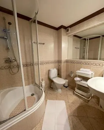 Apartament 3 Pokojowy Miedzyzdoje 55M2 - 200 Metrow Od Morza Miedzyzdroje Exterior photo